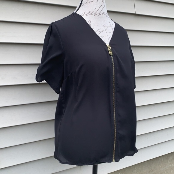MICHAEL MICHAEL KORS Black Short Sleeve Zip-Up Top - Picture 1 of 12